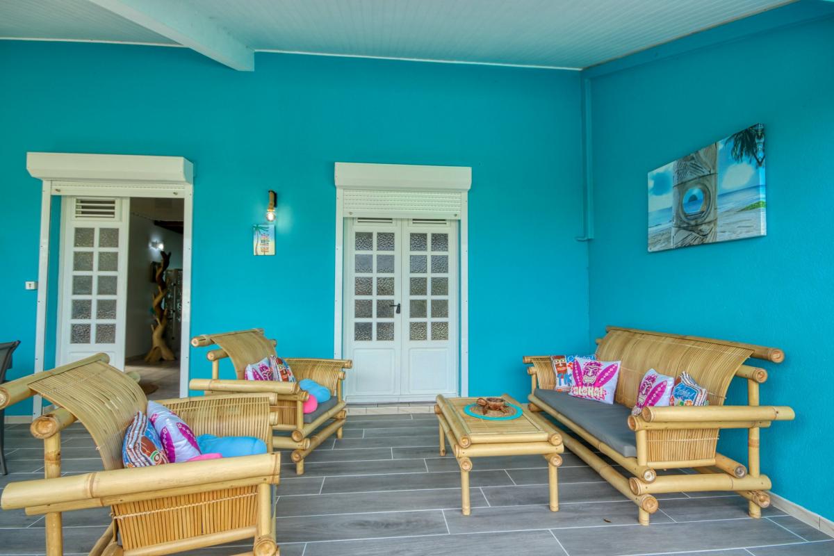 Location villa 8 personnes Sainte luce Martinique - Salon extérieur